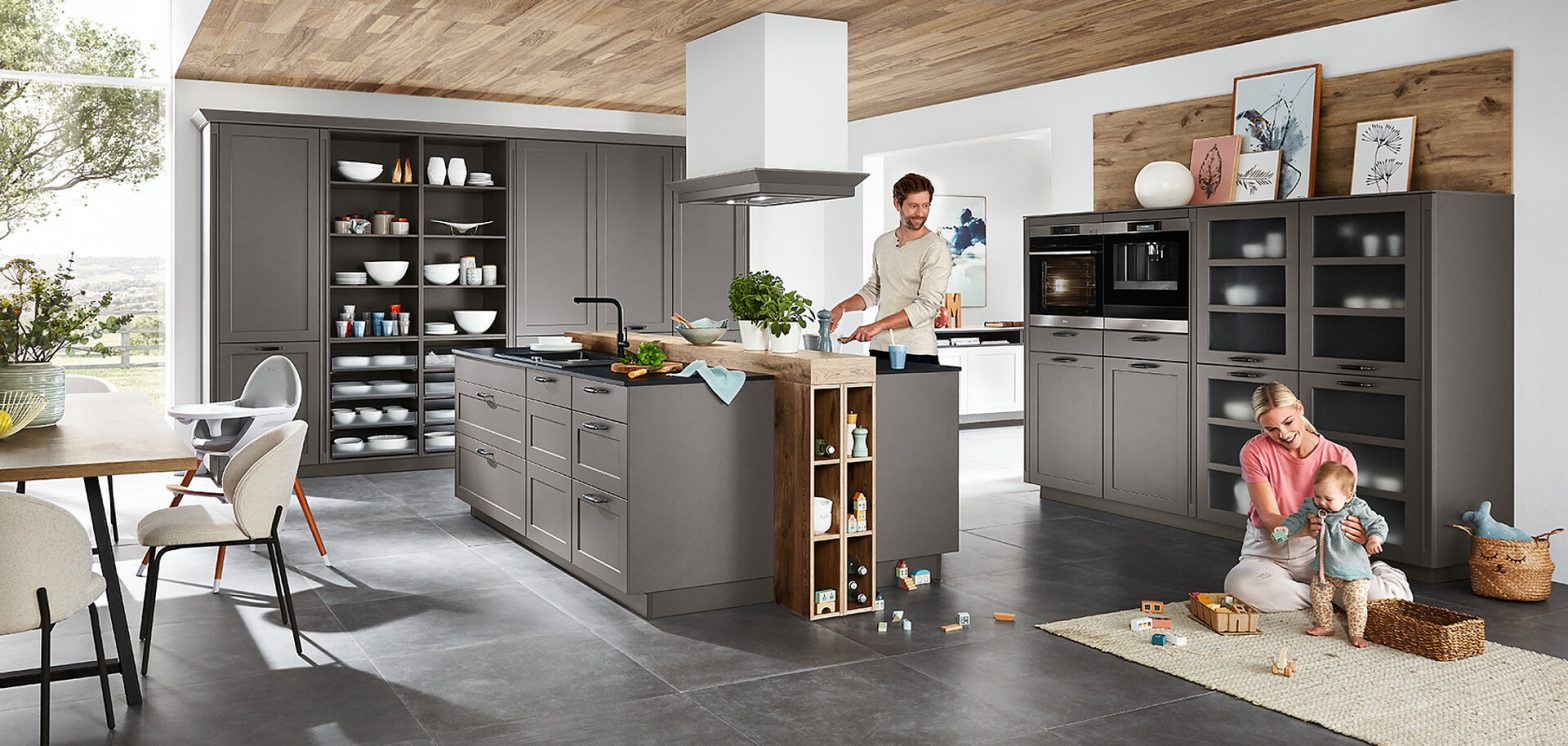 Oak kitchen cabinets with built-in appliances