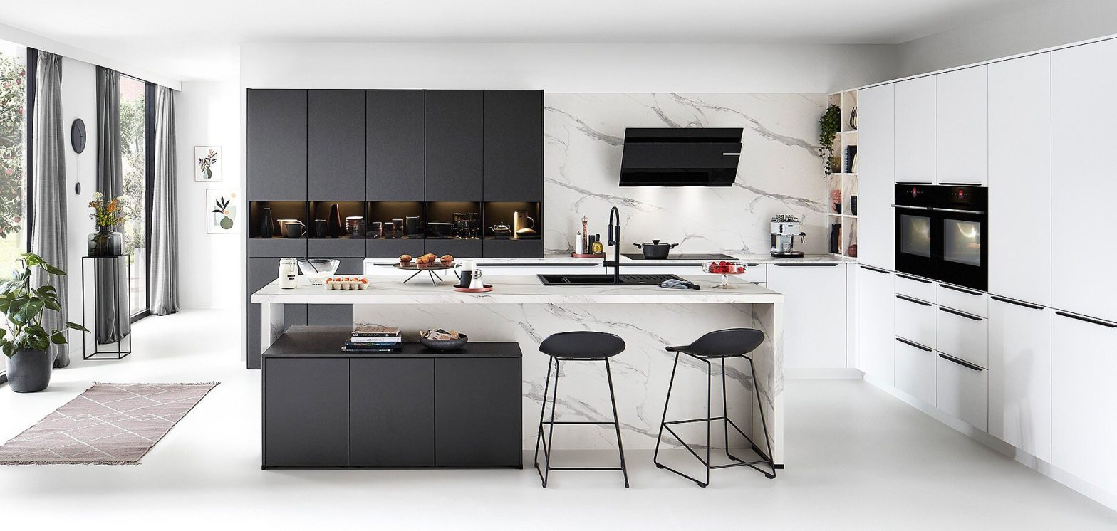 Easytouch Nobilia kitchen cabinets with premium finish